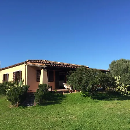 Casa de Férias Domo Giulia Orosei